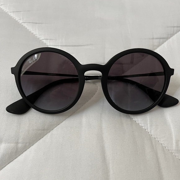 RayBan RB4222 Sunglasses - Picture 5 of 7